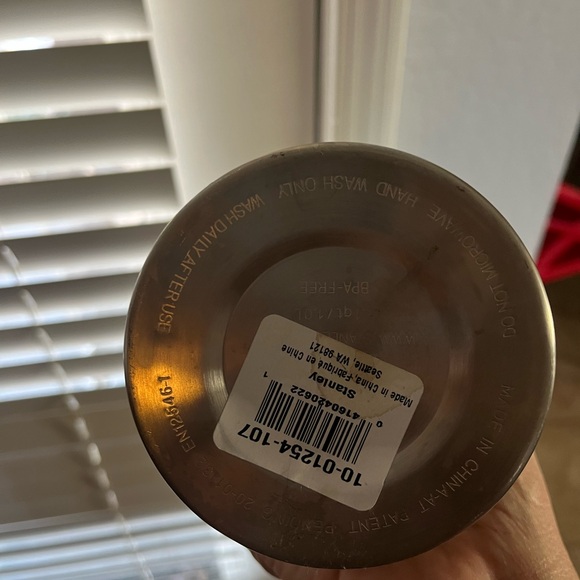 Stanley Heritage Classic Bottle in Dark Green - Picture 4 of 6